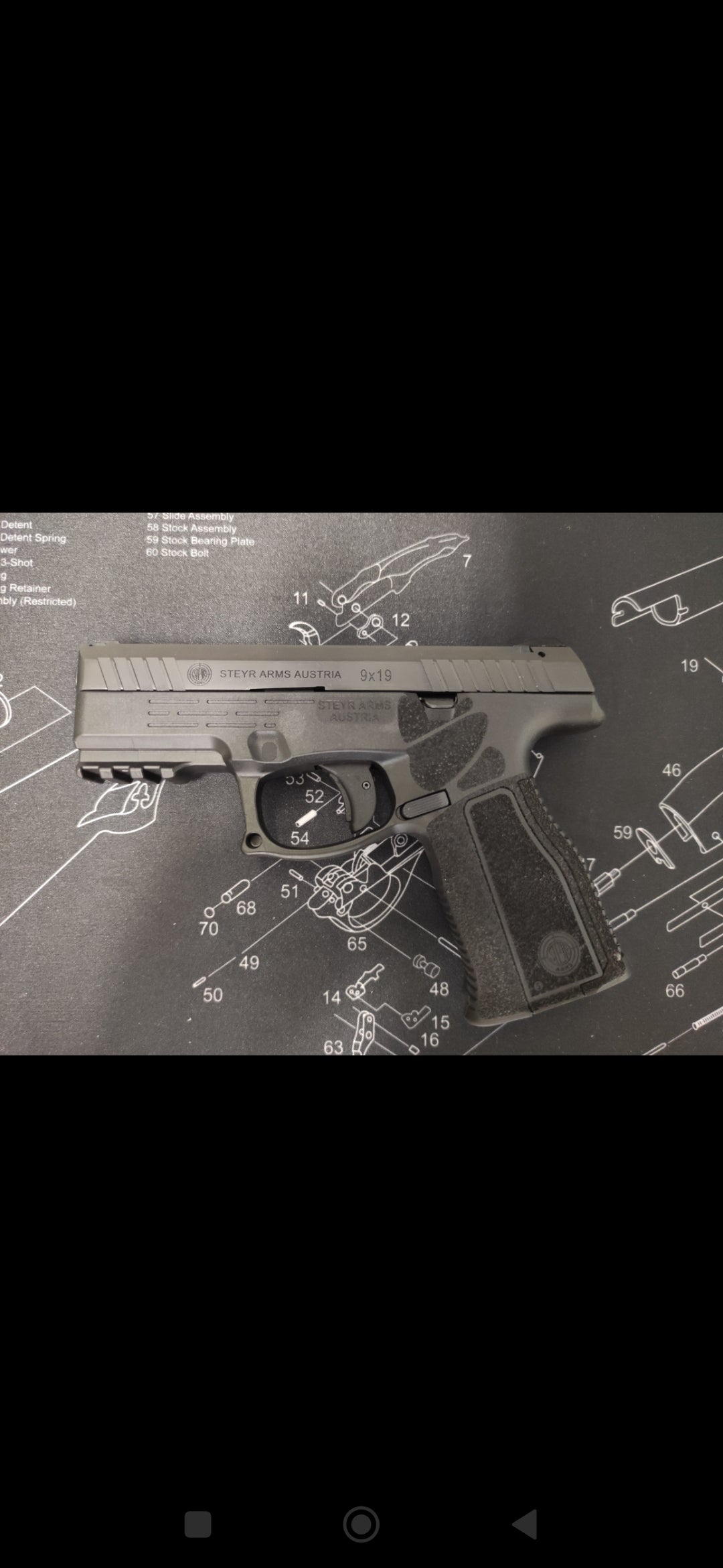 Pistolet Steyr M9-A2 MF przyrządy trytowe 9x19mm