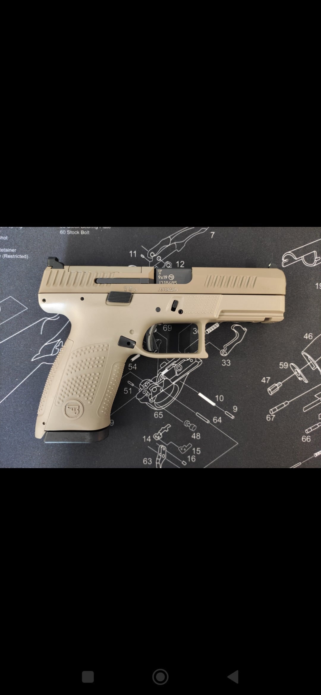 Pistolet CZ P-10 C OR FDE 9x19 mm