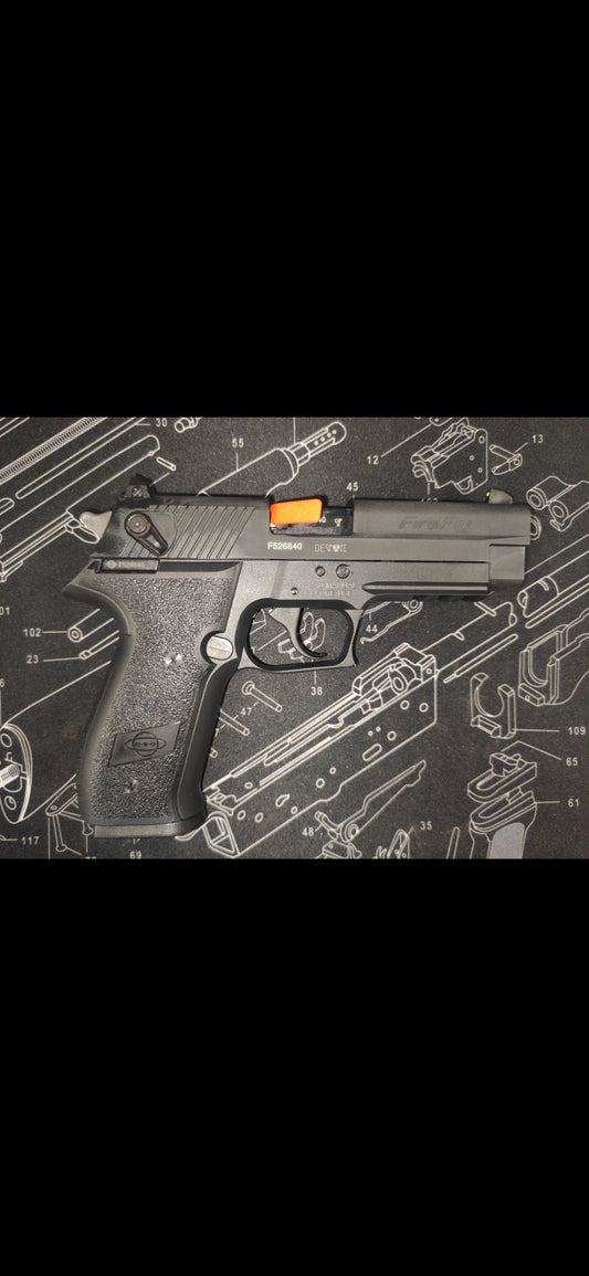 Pistolet GSG FireFly Black .22LR (niedostępny)