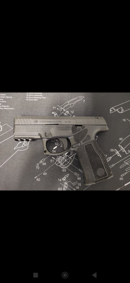 Pistolet Steyr M9-A2 MF przyrządy trytowe 9x19mm