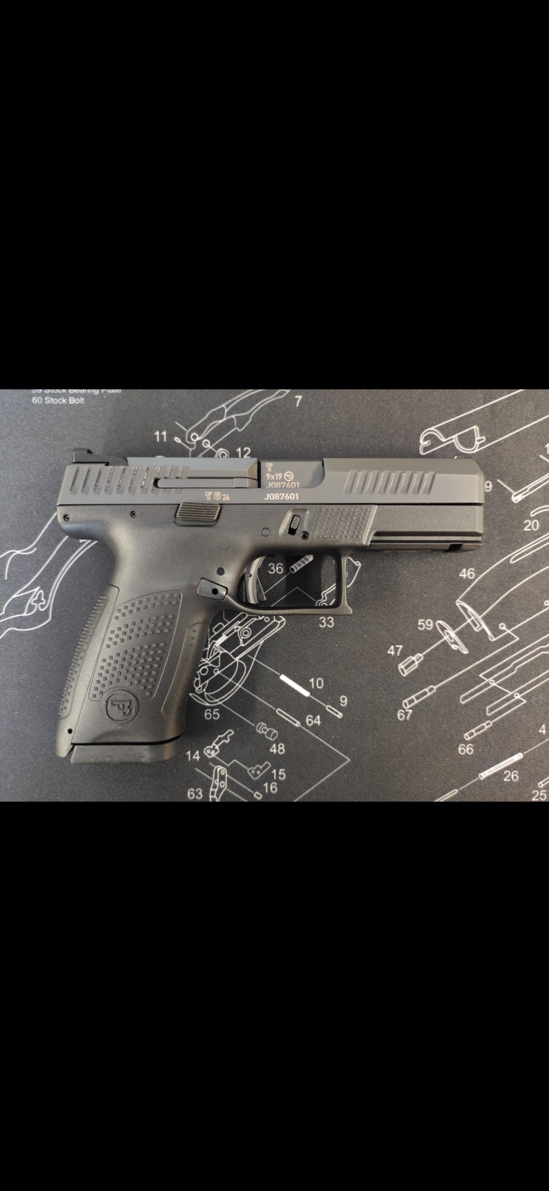 Pistolet CZ P-10 C  Kal. 9x19 mm
